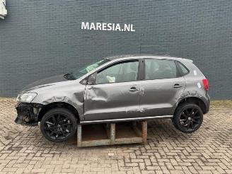 Coche siniestrado Volkswagen Polo Polo V (6R), Hatchback, 2009 / 2017 1.2 TSI 2010/8
