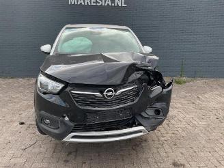 Coche siniestrado Opel Crossland Crossland (X), SUV, 2017 1.2 Turbo 12V Euro 6 2017/8