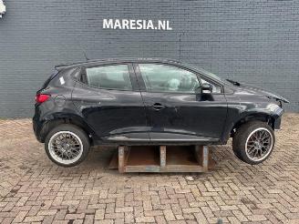 disassembly passenger cars Renault Clio Clio IV (5R), Hatchback 5-drs, 2012 / 2021 0.9 Energy TCE 90 12V 2017/1