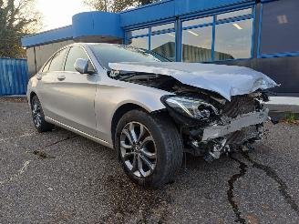damaged passenger cars Mercedes C-klasse 180 Lease Edition 2014/11