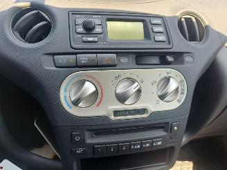 Toyota Yaris 1.3 VVT-i Sol picture 8