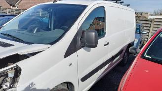 damaged commercial vehicles Citroën Jumpy 1.6 hdi 2015/6