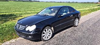 Coche siniestrado Mercedes CLK 220 CDI 2007/5