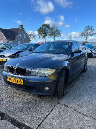 Schadeauto BMW 1-serie 118i 2006/3