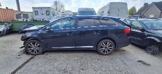 Autoverwertung Toyota Avensis  2012/4