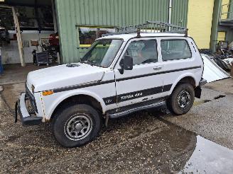 krockskadad bil auto Lada Niva 2121 TAIGA 4x4 2005/5