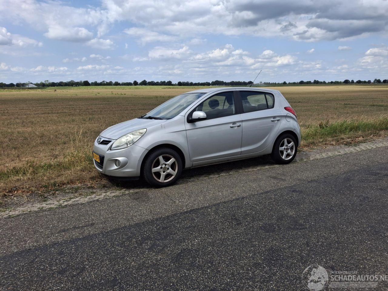 Hyundai I-20 1.2 16V