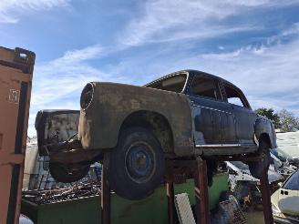 krockskadad bil auto Mercedes  180D Ponton 1955/1