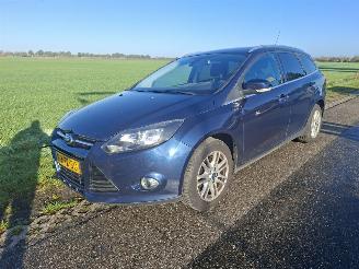 Auto incidentate Ford Focus III TURNIER 1.0 EcoBoost 2013/7
