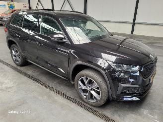 Vaurioauto  passenger cars Skoda Kodiaq 1.5 TSi 110-KW DSG Sportline 5-Persoons 2024/6