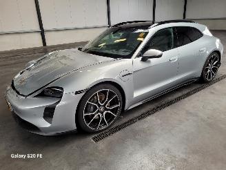 krockskadad bil auto Porsche Taycan Sport Turismo 240-KW 79kwh Automaat 2022/11
