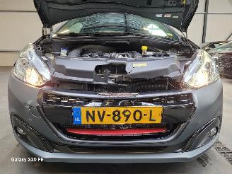 Peugeot 208 GTI 1.6 e-THP 153-KW 6-Bak 3drs MATT picture 7