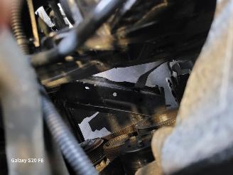 Renault Clio Grandtour 0.9 TCE 66-KW BOSE Panoramadak picture 14