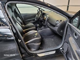 Renault Clio Grandtour 0.9 TCE 66-KW BOSE Panoramadak picture 17