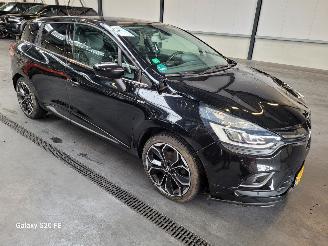 Avarii autoturisme Renault Clio Grandtour 0.9 TCE 66-KW BOSE Panoramadak 2019/7