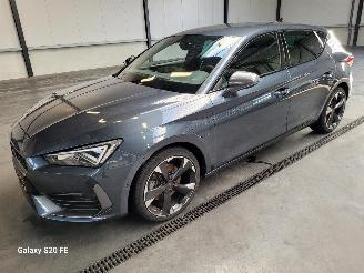 Schadeauto Cupra Leon 1.4 e-Hybrid 110-KW Automaat 5drs 2022/12