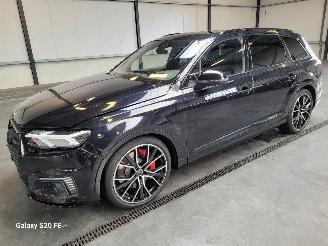 Damaged car Audi Q7 e-Tron 3.0 TDi 190-KW Automaat Quattro 2015/12