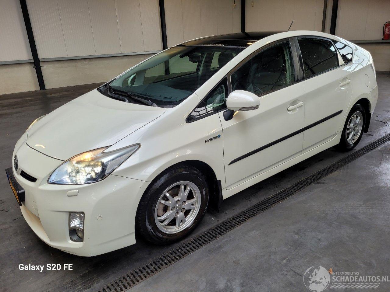 Toyota Prius Hybrid 1.8 73-KW Automaat Dynamic