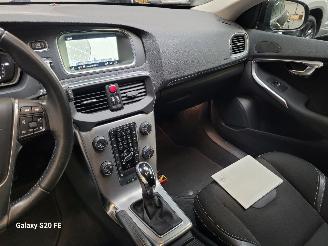 Volvo V-40 2.0 D2 88-KW Automaat 5drs Momentum picture 20