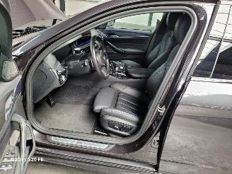 BMW 5-serie 520d Limo 120-KW Automaat M-Sport picture 16