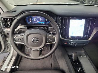 Volvo V-60 2.0 B4 145-KW Automaat Essential-Edition picture 19