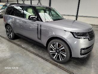Schadeauto Land Rover Range Rover HSE 3.0 P460e Automaat 4-WD Plug-In-Hybrid 2024/8