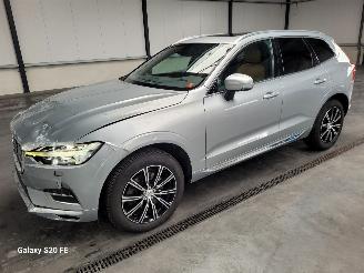 krockskadad bil auto Volvo Xc-60 2.0 D4 140-KW Automaat AWD Inscription 2017/10