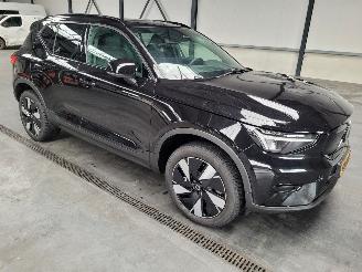 Coche accidentado Volvo EX40 Extended Range 185-KW 82kwh Automaat 2-WD 2026/4