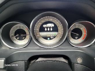 Mercedes E-klasse 220 CDi Estate 125-KW Automaat Avantgarde picture 19