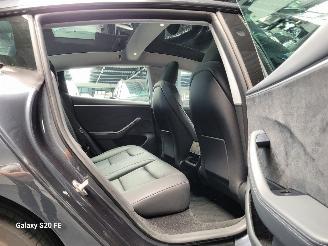 Tesla Model 3 Dual Motor Long Range 366-KW Automaat AWD picture 17
