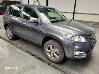 Vaurioauto  passenger cars Toyota Rav-4 2.0 VVTi 116-KW 6-Bak X-Style 2-WD 2012/4