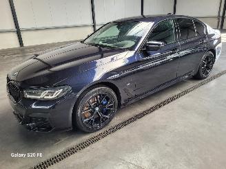 skadebil auto BMW 5-serie 530e Limo 215-KW Automaat M-SPORT Facelift 2022/4