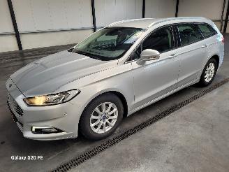 Schadeauto Ford Mondeo Wagon 1.5 EcoBoost 118-KW 6-Bak Titanium 2016/4