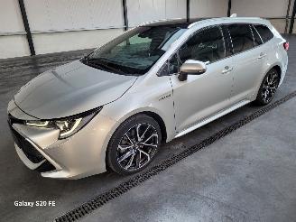 Schadeauto Toyota Corolla Touring Sports 2.0 Hybrid 112-KW Automaat Panoramadak 2020/3