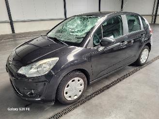 uszkodzony samochody osobowe Citroën C3 1.6 e-HDi 68-KW Dynamique 5drs 2011/6