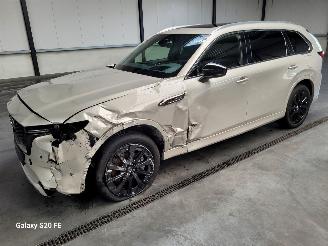 damaged passenger cars Mazda CX-80 Homura 2.5 PHEV 241-KW Automaat AWD 2025/9