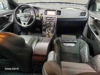 Volvo V-60 1.5 T3 112-KW Automaat R-DESIGN picture 17