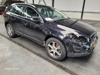 Auto incidentate Volvo Xc-60 3.2 179-KW Automaat AWD Summum 2010/9