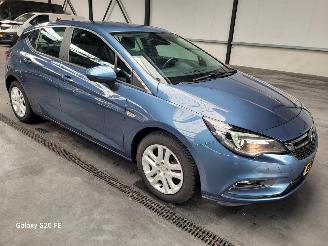 Unfallwagen Opel Astra 1.0 Business 77-KW 5-Bak 5drs 2016/8