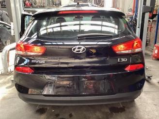 Hyundai I-30 i30 (PDEB5/PDEBB/PDEBD/PDEBE), Hatchback, 2016 1.0 T-GDI 12V picture 13