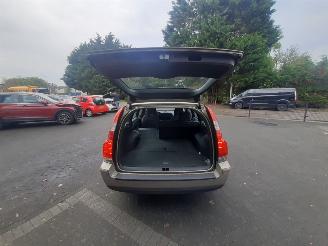 Volvo V-70  picture 10