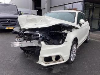 demontáž osobní automobily Audi A1 A1 (8X1/8XK), Hatchback 3-drs, 2010 / 2018 1.2 TFSI 2010/10