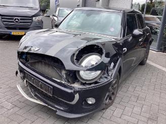 Salvage car Mini Mini Mini (F55), Hatchback 5-drs, 2013 1.5 12V One 2018/5