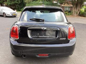 Mini Cooper Mini (F55), Hatchback 5-drs, 2013 1.5 12V Cooper picture 6