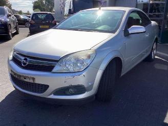 Opel Astra Astra H Twin Top (L67), Cabrio, 2005 / 2010 1.8 16V picture 1