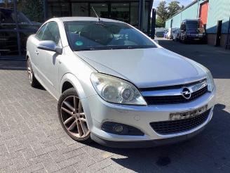 Opel Astra Astra H Twin Top (L67), Cabrio, 2005 / 2010 1.8 16V picture 3