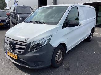 Vaurioauto  passenger cars Mercedes Vito 1.7 110 CDI 2021/1