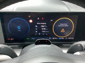 Hyundai Kona Premium 65.4 kWh picture 11