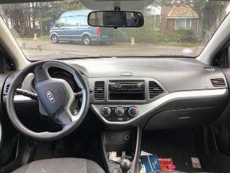 Kia Picanto Picanto (TA), Hatchback, 2011 / 2017 1.0 12V picture 9