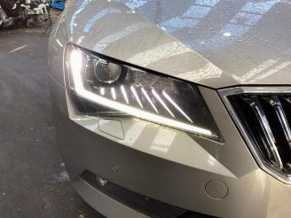 Skoda Superb Superb Combi (3V5), Combi, 2015 / 2024 1.6 TDI picture 15